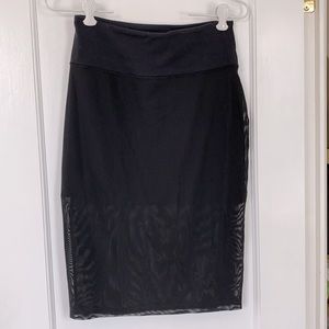 Lululemon Meesh Mesh Skirt black size 4